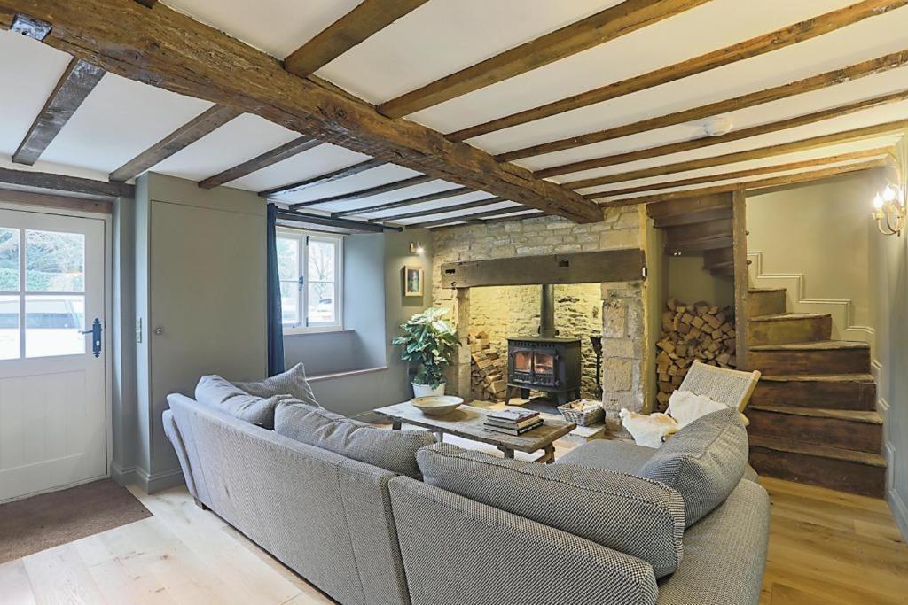 Luxury Cotswold Cottage With Hot Tub In Stow On The Wold! Luaran gambar