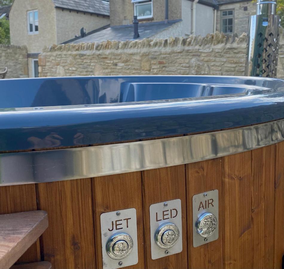 Luxury Cotswold Cottage With Hot Tub In Stow On The Wold! Luaran gambar