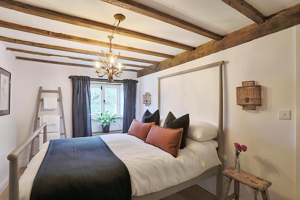 Luxury Cotswold Cottage With Hot Tub In Stow On The Wold! Luaran gambar