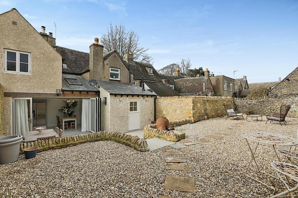 Luxury Cotswold Cottage With Hot Tub In Stow On The Wold! Luaran gambar